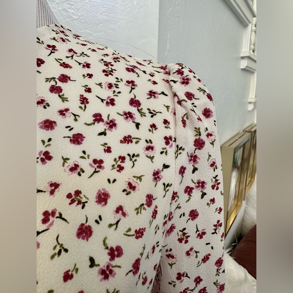 NEW 1. State GORGEOUS white floral wrap dress - senior photo or bridal DRESS - Picture 6 of 11